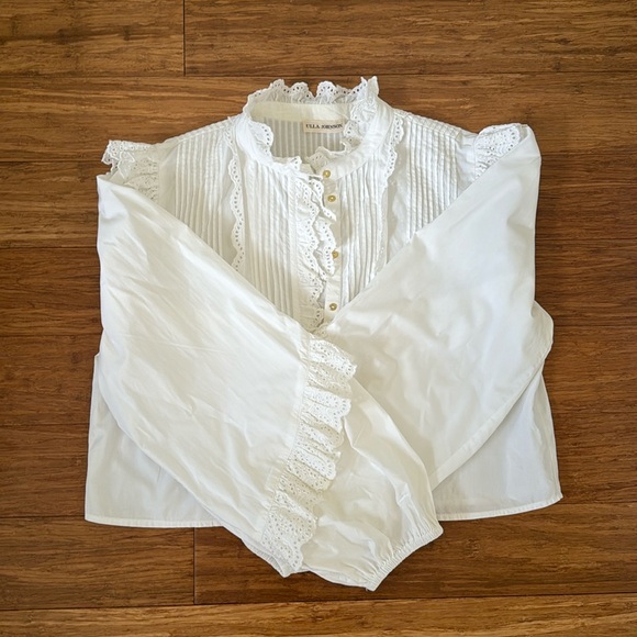Ulla Johnson beautiful lace crop blouse/shirt, pre-loved , gently used. - Picture 4 of 13
